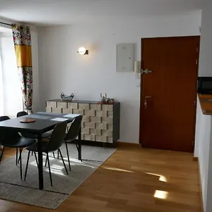 https://appt-lumineux-intra-muros.inbrittany.com