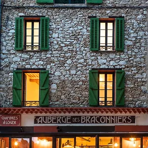 Des Braconniers Hotel