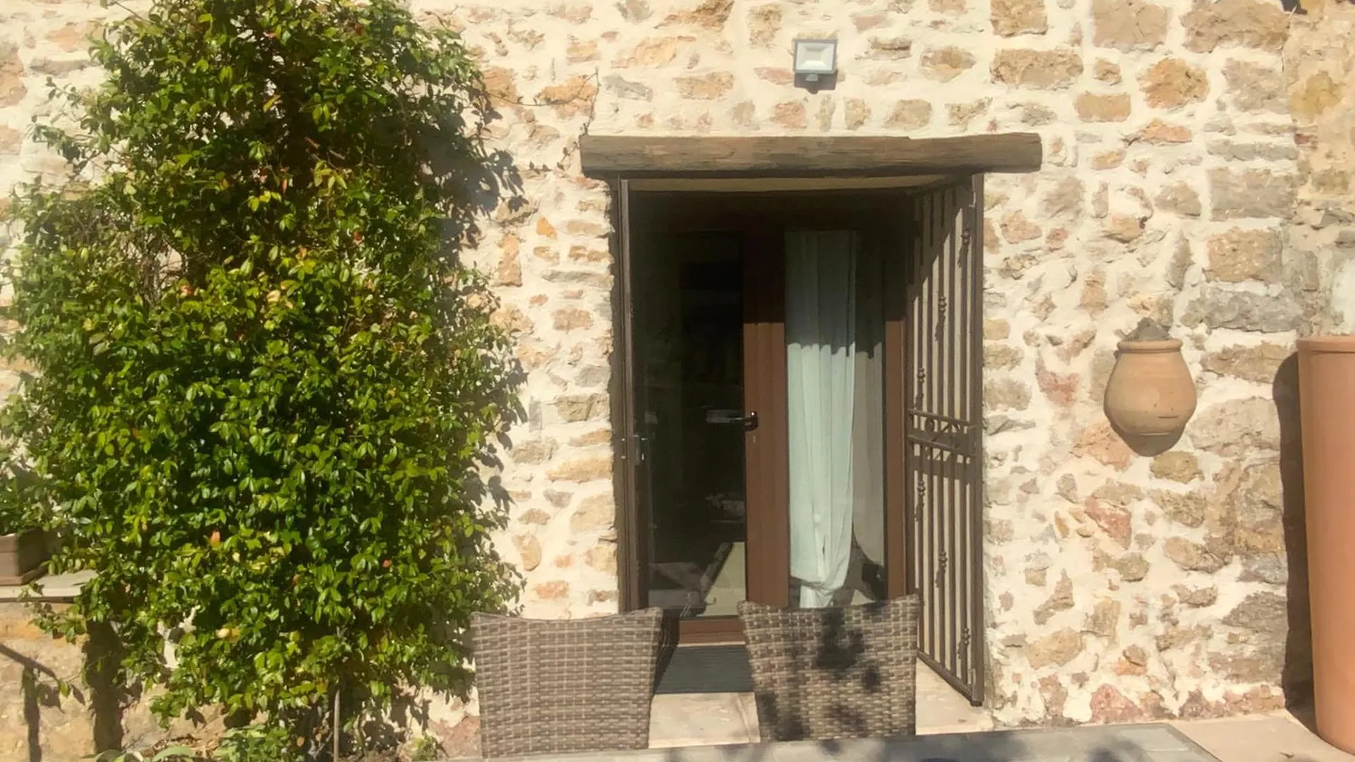 Le Hameau Des Vanades Ampus Apartment